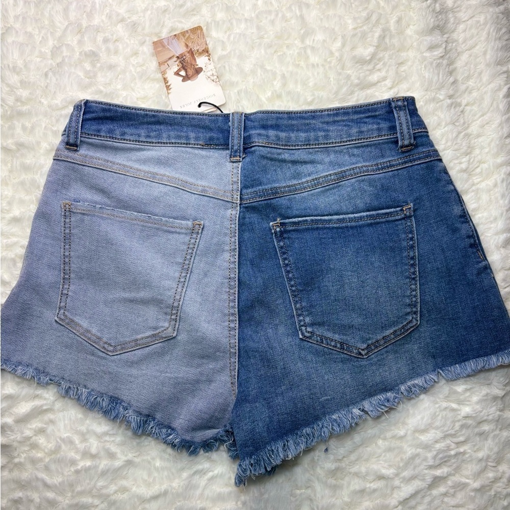 Sincerely Jules Light Blue Frayed Jean Shorts - Picture 3 of 3